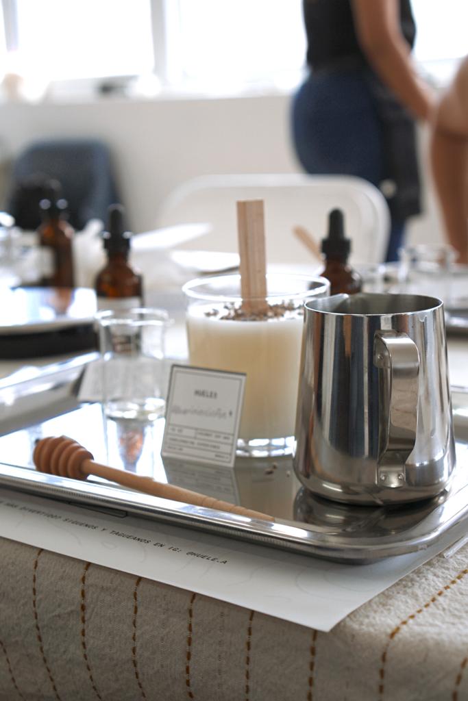 HUELE A: Candlemaking Experience