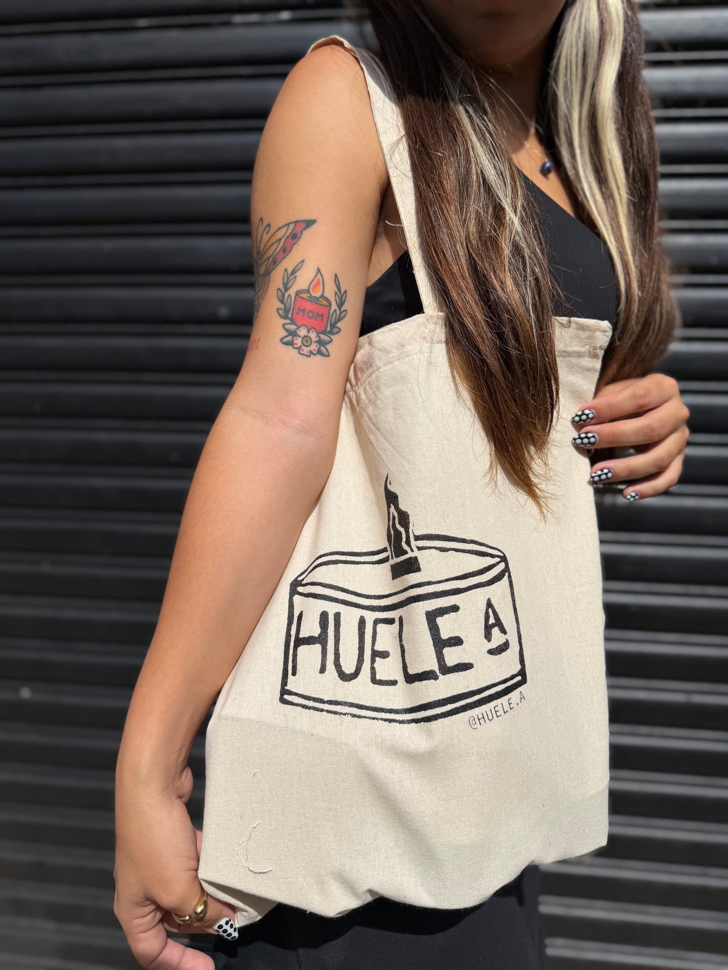 EL “SARA” TOTE